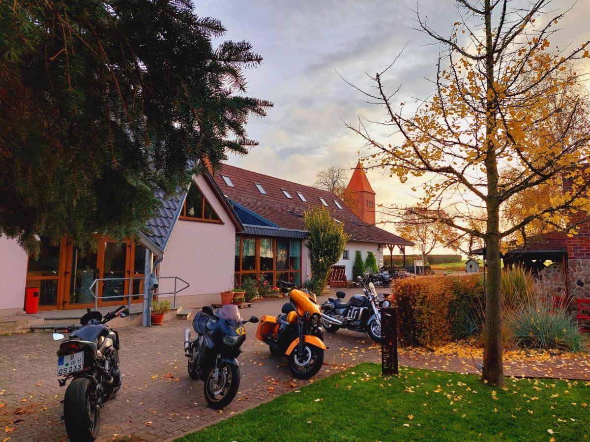 Landhaus Levitzow ภายนอก รูปภาพ